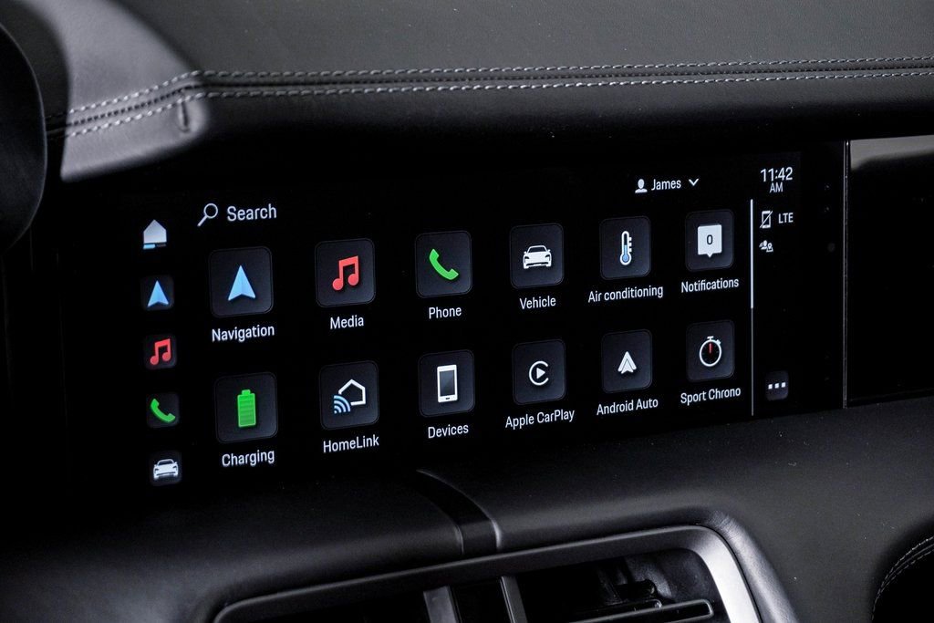 Used 2020 Porsche Taycan Turbo S image 23