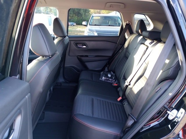 New 2026 Nissan Rogue SV image 12