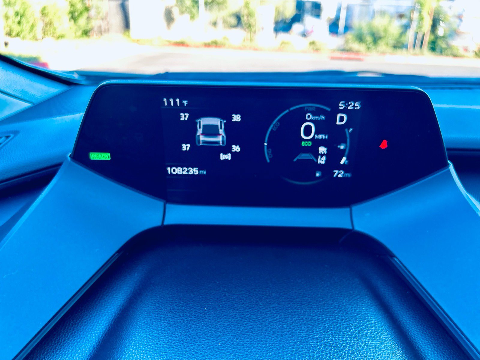Used 2023 Toyota Prius LE FWD image 17