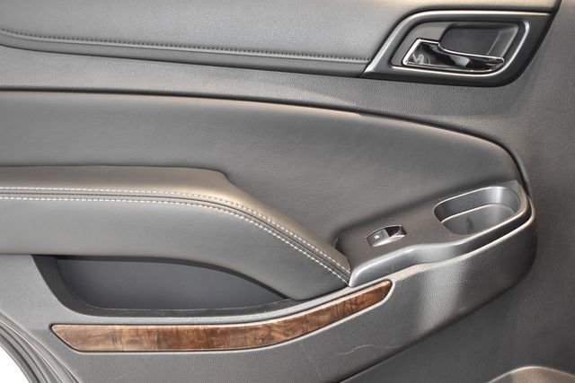 Used 2018 Chevrolet Tahoe LT w/ Luxury Package AWD/4WD image 21