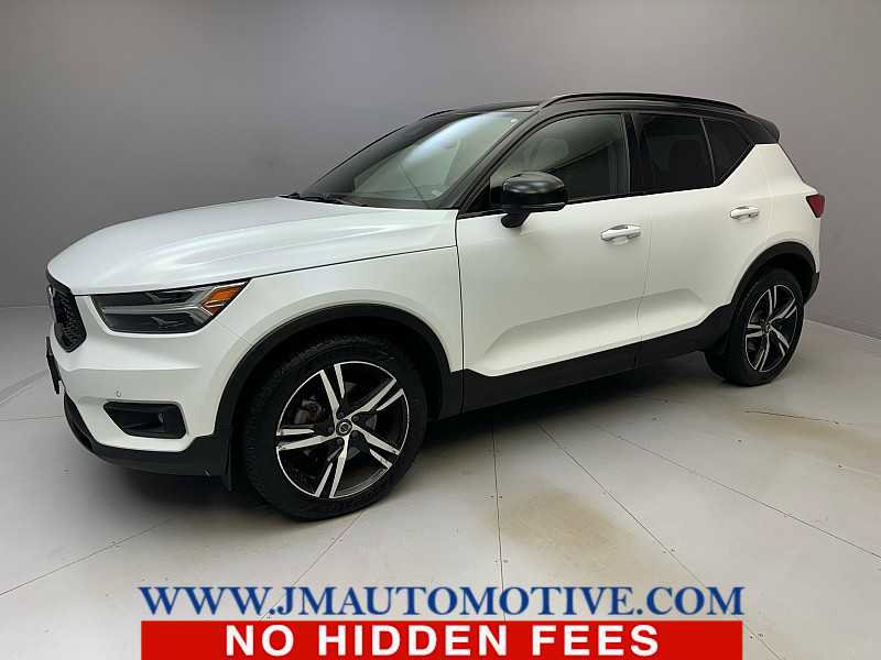 Used 2020 Volvo XC40 T5 R-Design