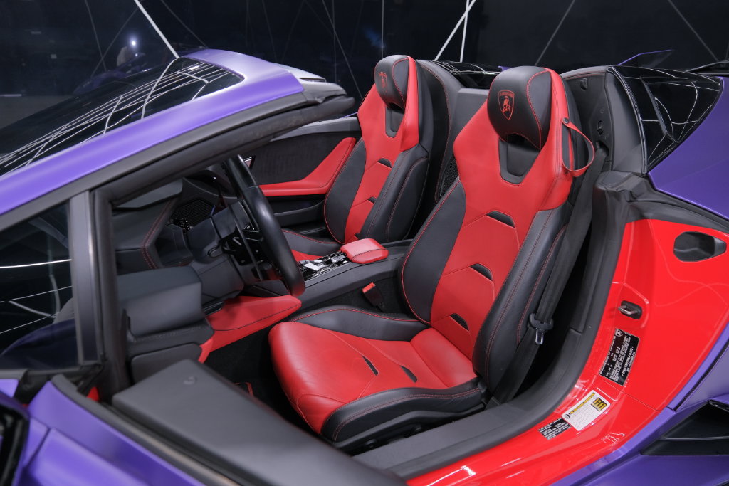 Used 2021 Lamborghini Huracan EVO RWD image 14