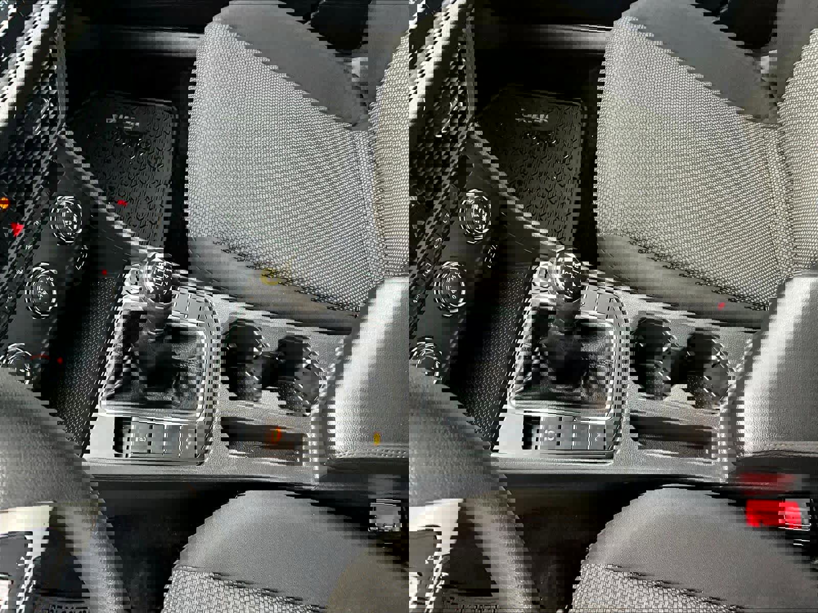 Used 2019 Volkswagen Jetta S image 19