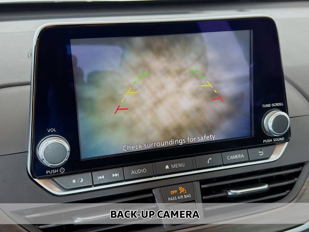Used 2025 Nissan Altima 2.5 SV FWD image 4