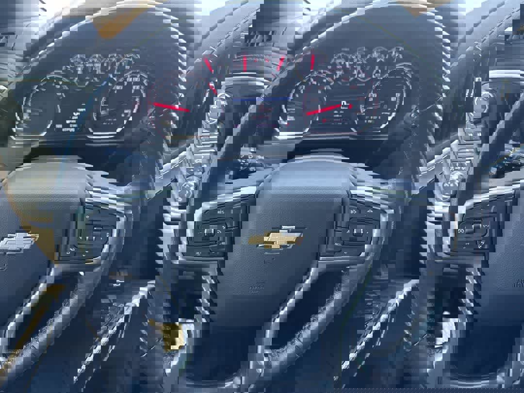 Used 2020 Chevrolet Silverado 1500 LT w/ All-Star Edition image 14