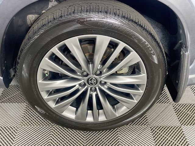 Used 2021 Toyota Highlander Platinum image 35