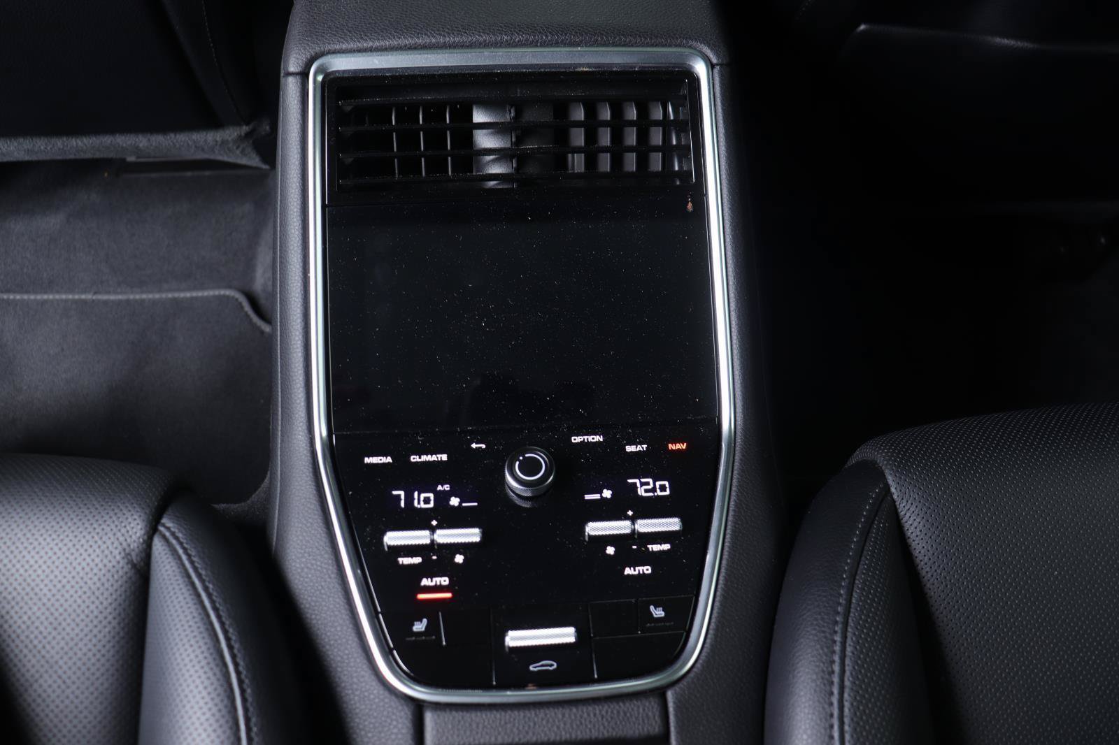 Used 2023 Porsche Panamera Platinum Edition w/ Sportdesign Package RWD image 22