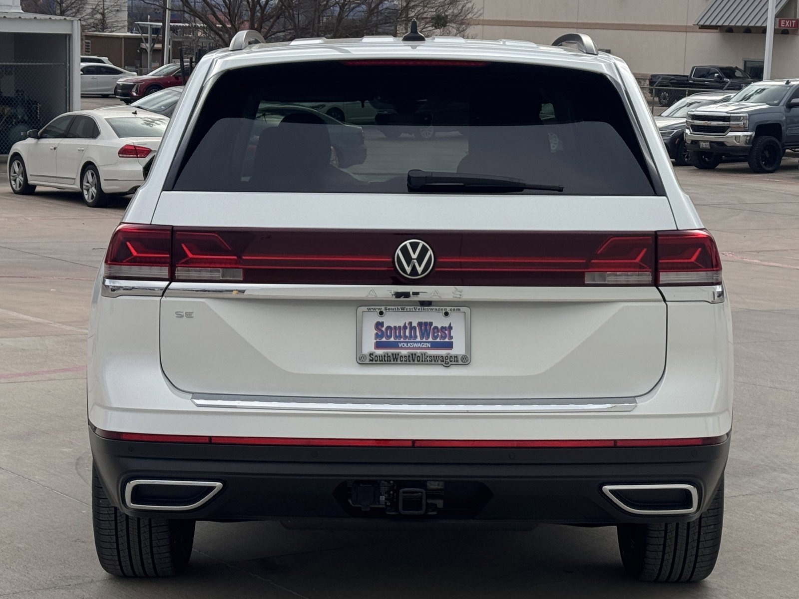New 2026 Volkswagen Atlas SE FWD image 5