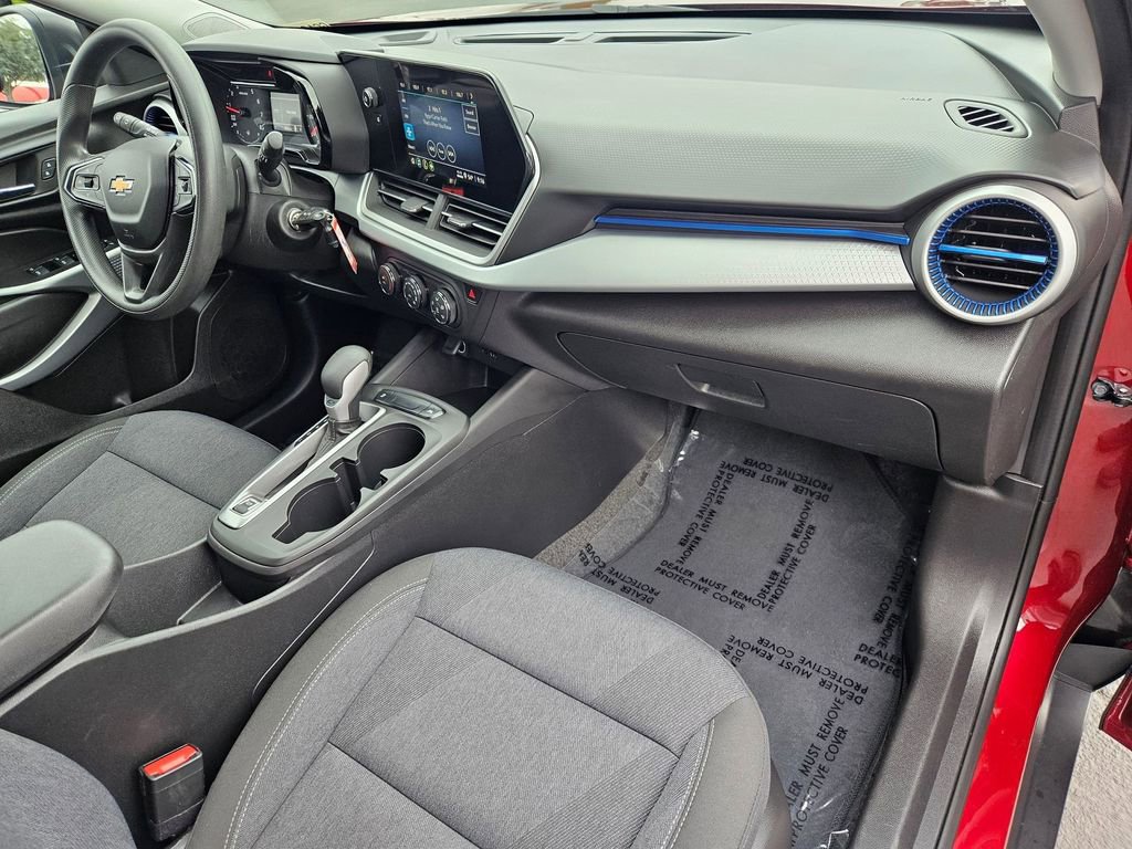 Certified 2024 Chevrolet Trax LS FWD image 31