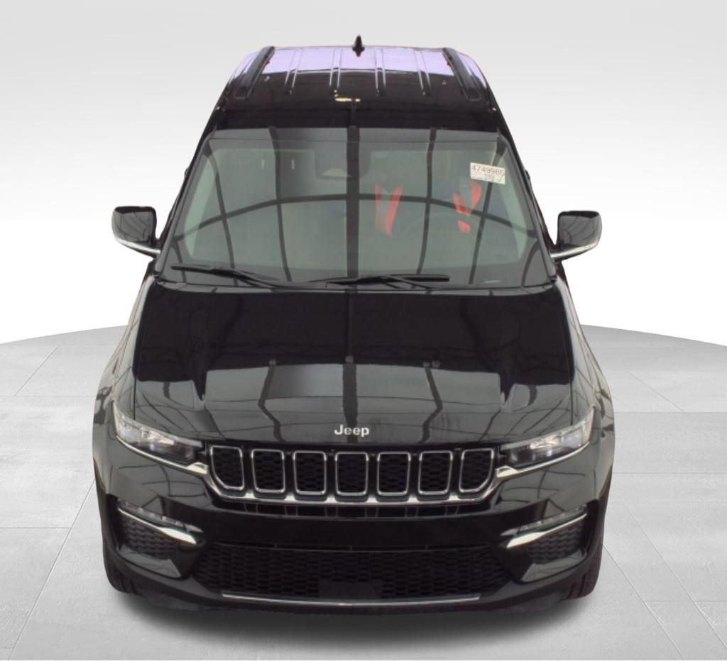 Used 2023 Jeep Grand Cherokee Limited AWD/4WD image 18