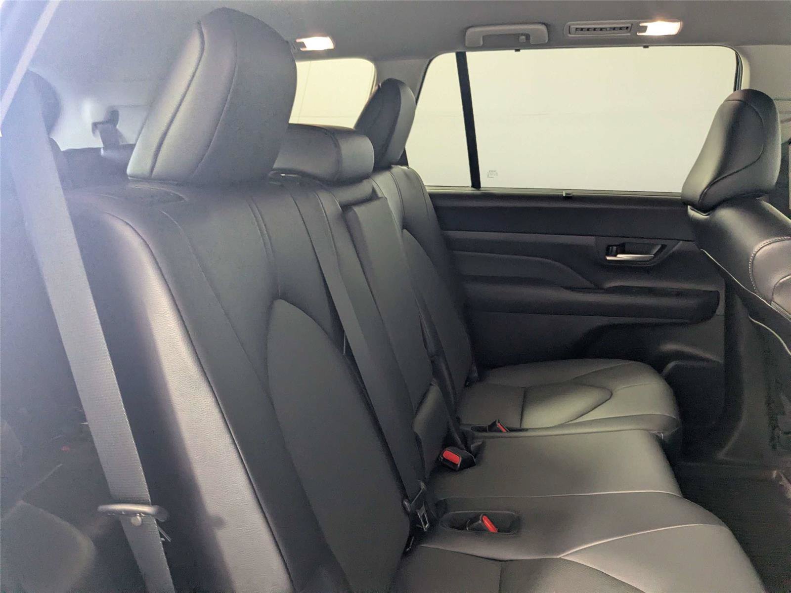Certified 2025 Toyota Grand Highlander AWD Hybrid image 28