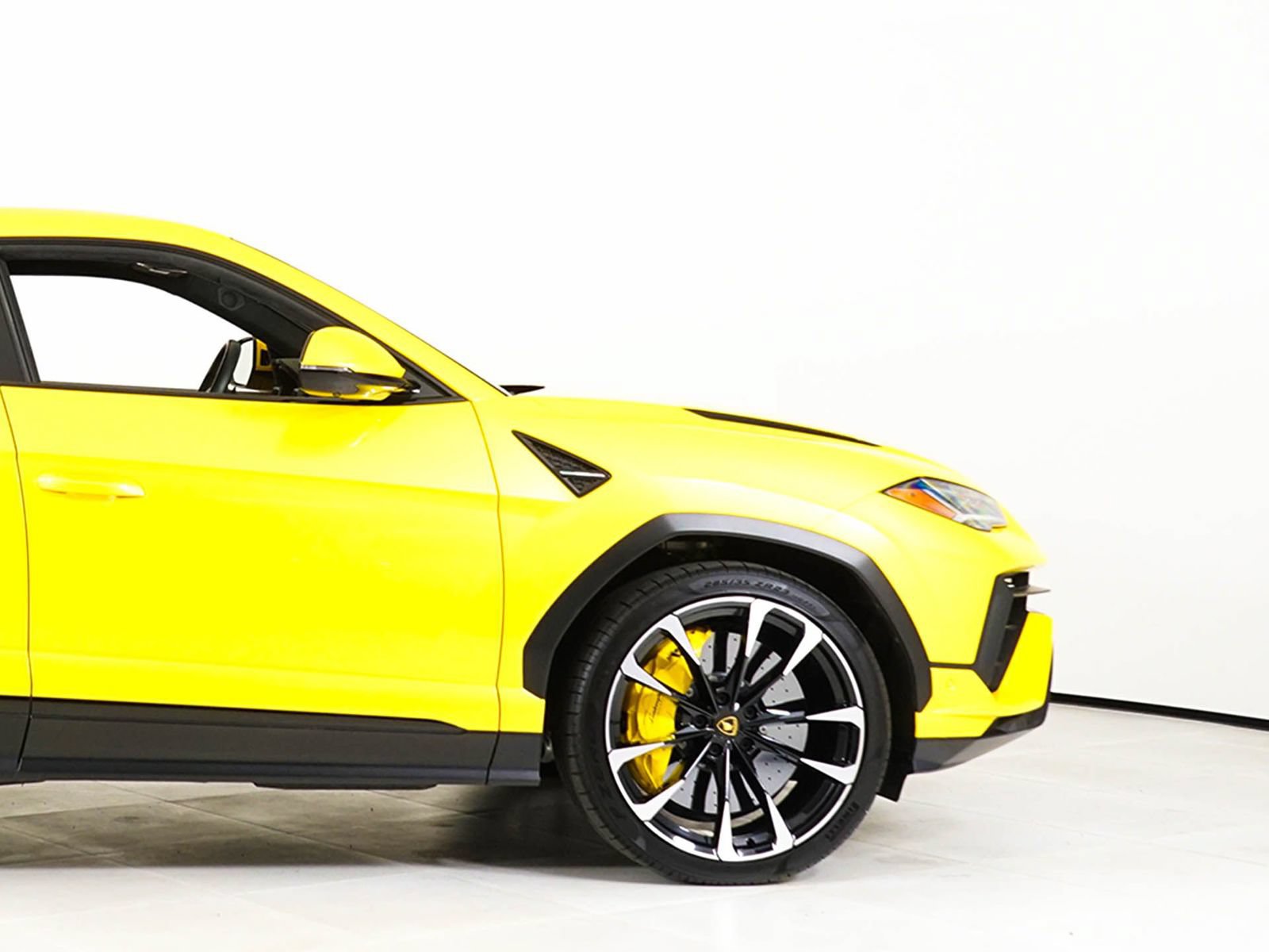 Used 2023 Lamborghini Urus S AWD/4WD image 15