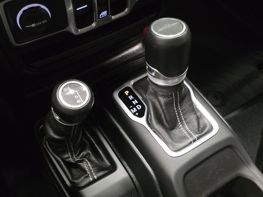 Used 2020 Jeep Gladiator Overland image 35