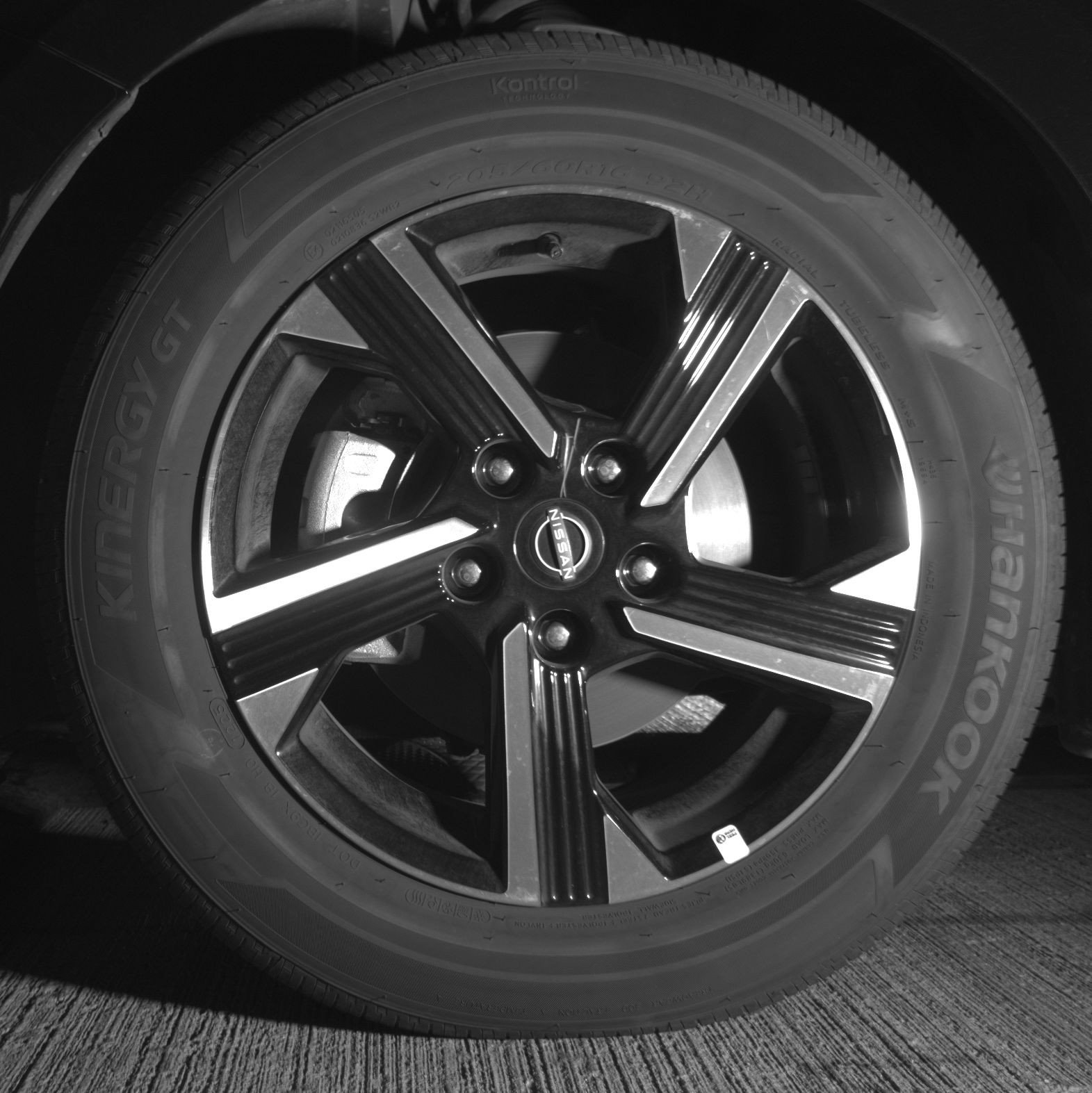 Used 2025 Nissan Sentra SV image 12