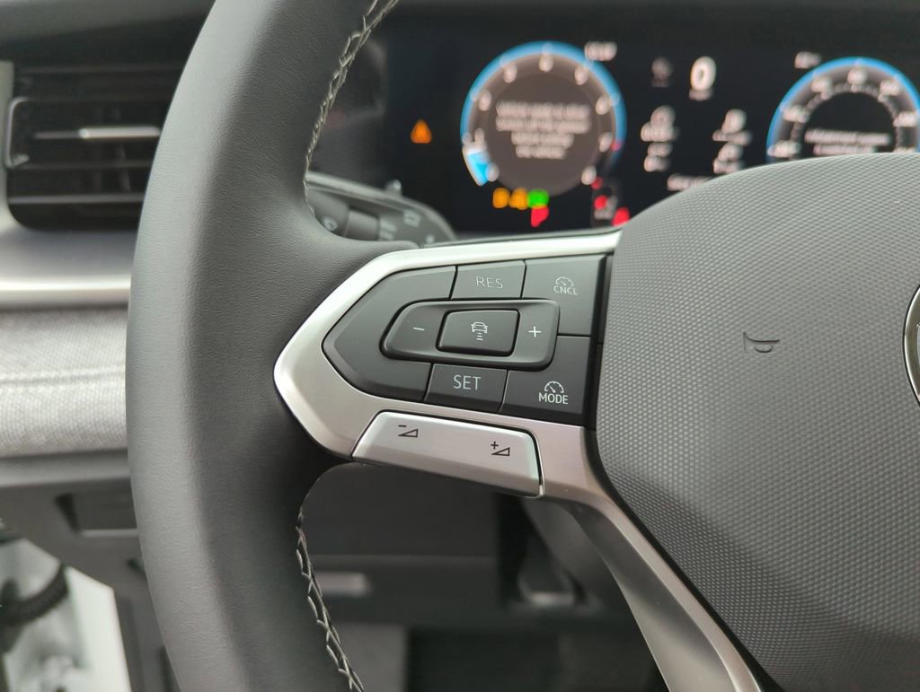 New 2026 Volkswagen Tiguan S image 33