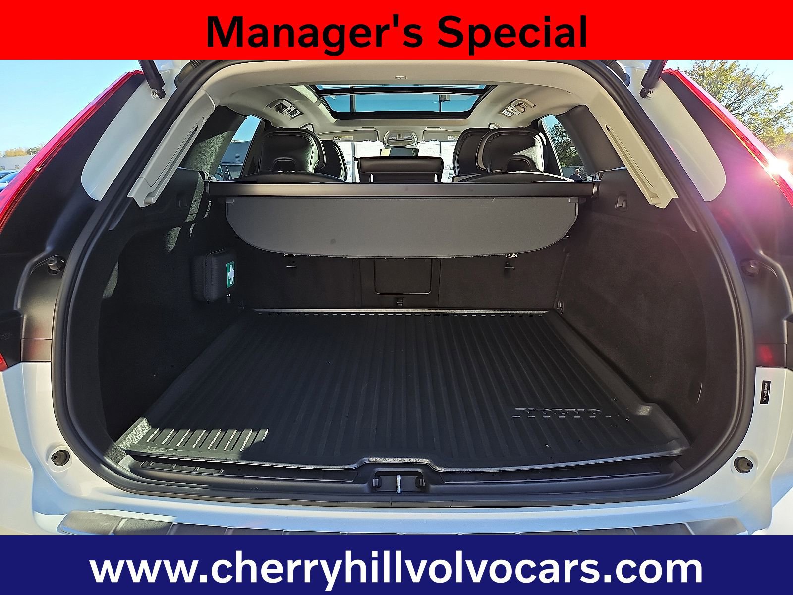 Certified 2024 Volvo XC60 B5 Core w/ Protection Package Premier image 29