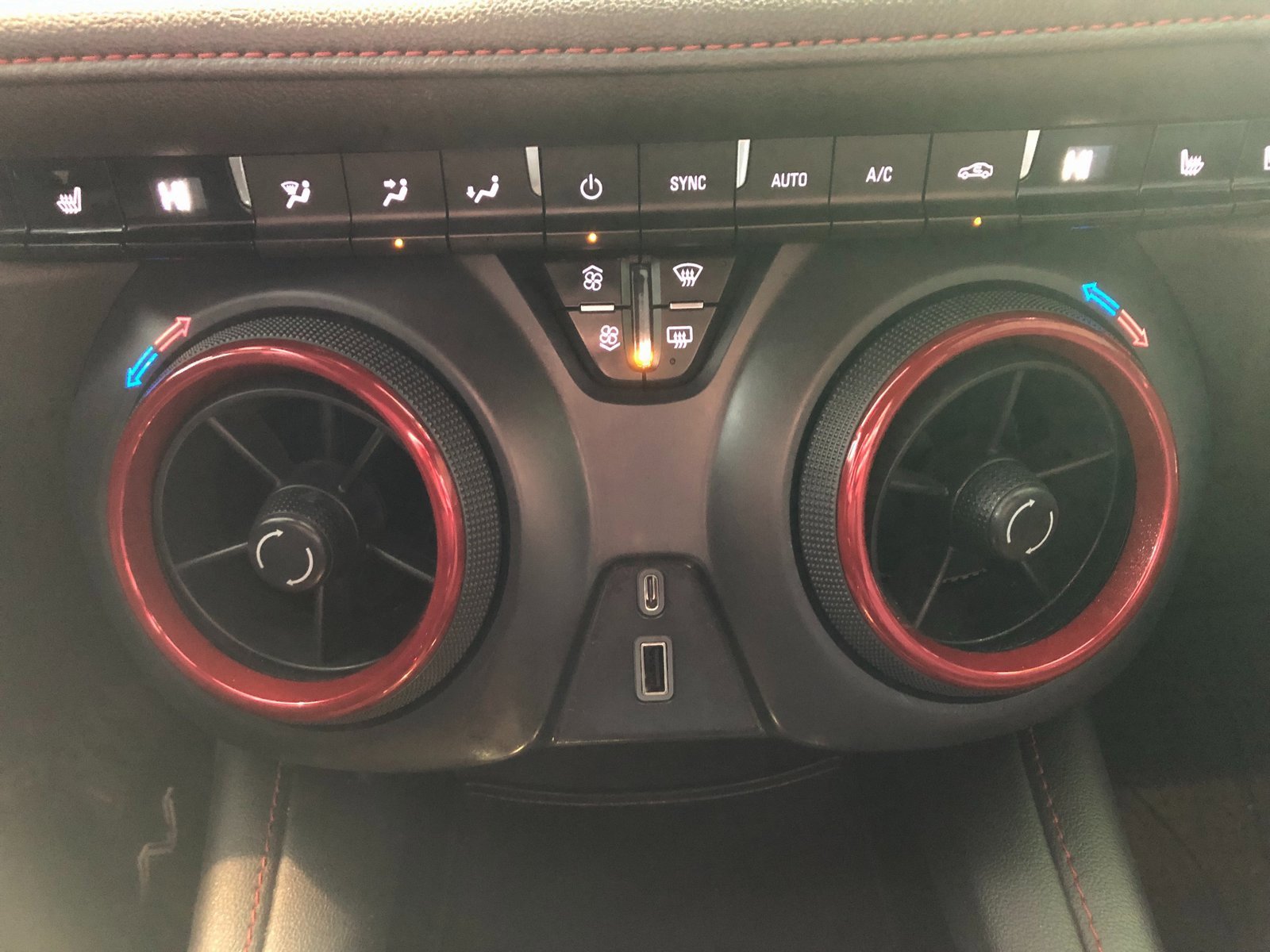 Certified 2022 Chevrolet Blazer RS w/ Enhanced Convenience Package image 27