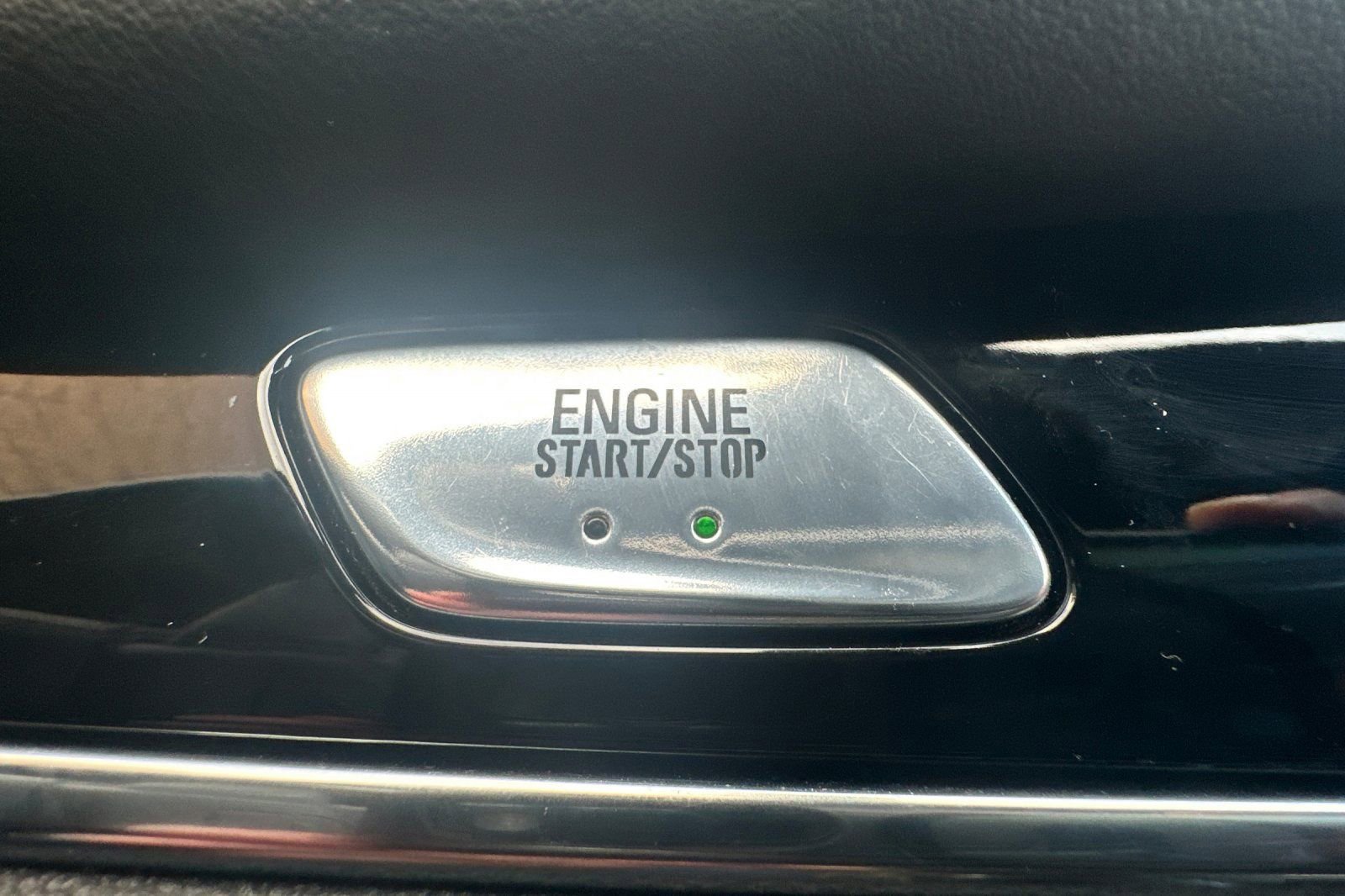 Certified 2023 Buick Enclave Avenir image 24