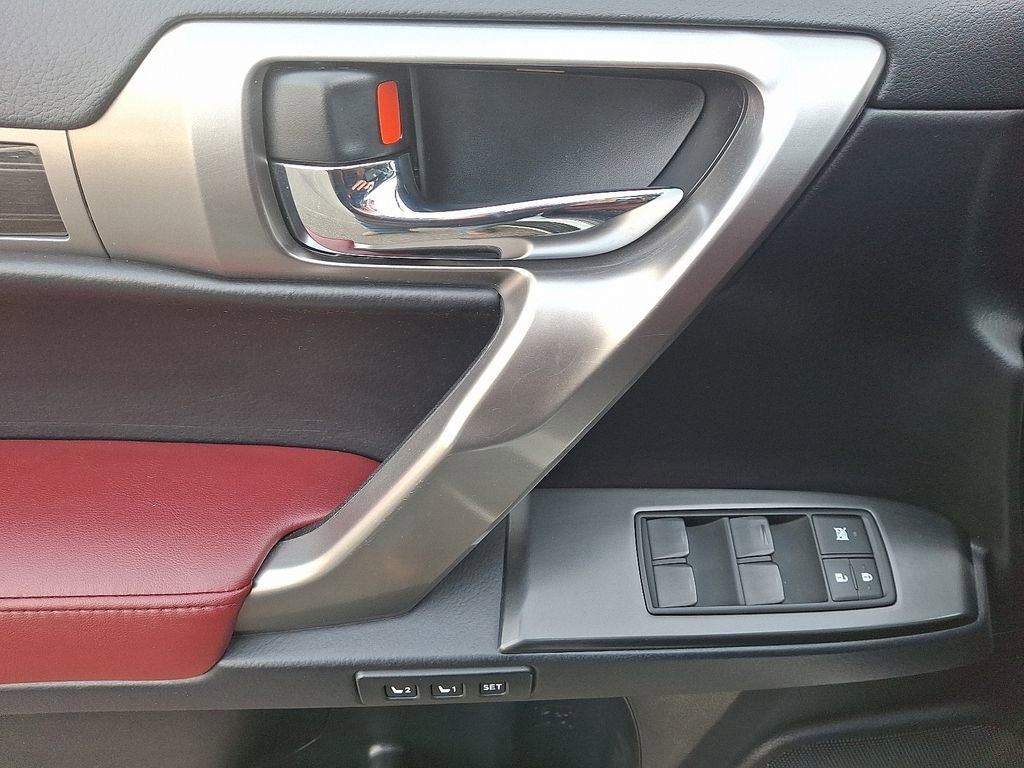 Used 2023 Lexus GX 460 Premium w/ Premium Package image 13