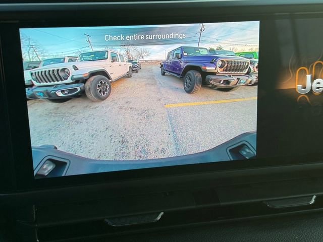 New 2026 Jeep Gladiator Sport image 18