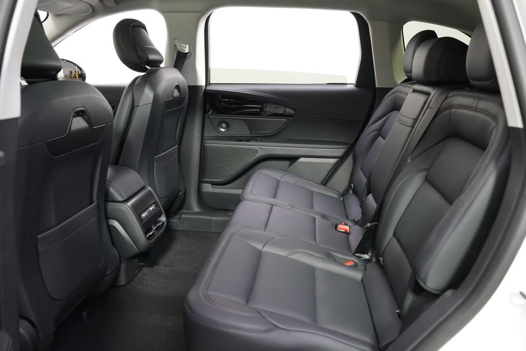 New 2026 Lincoln Nautilus Premier w/ Equipment Group 102A AWD/4WD image 21