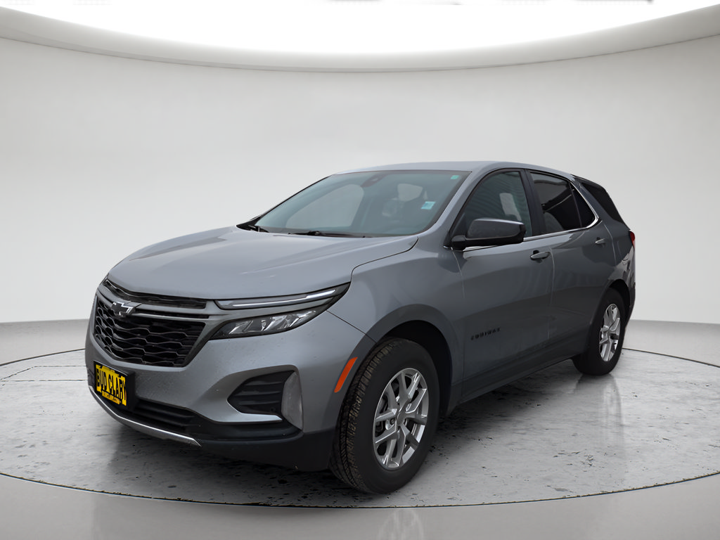 Used 2024 Chevrolet Equinox LT w/ LPO, Blackout Package AWD/4WD image 8