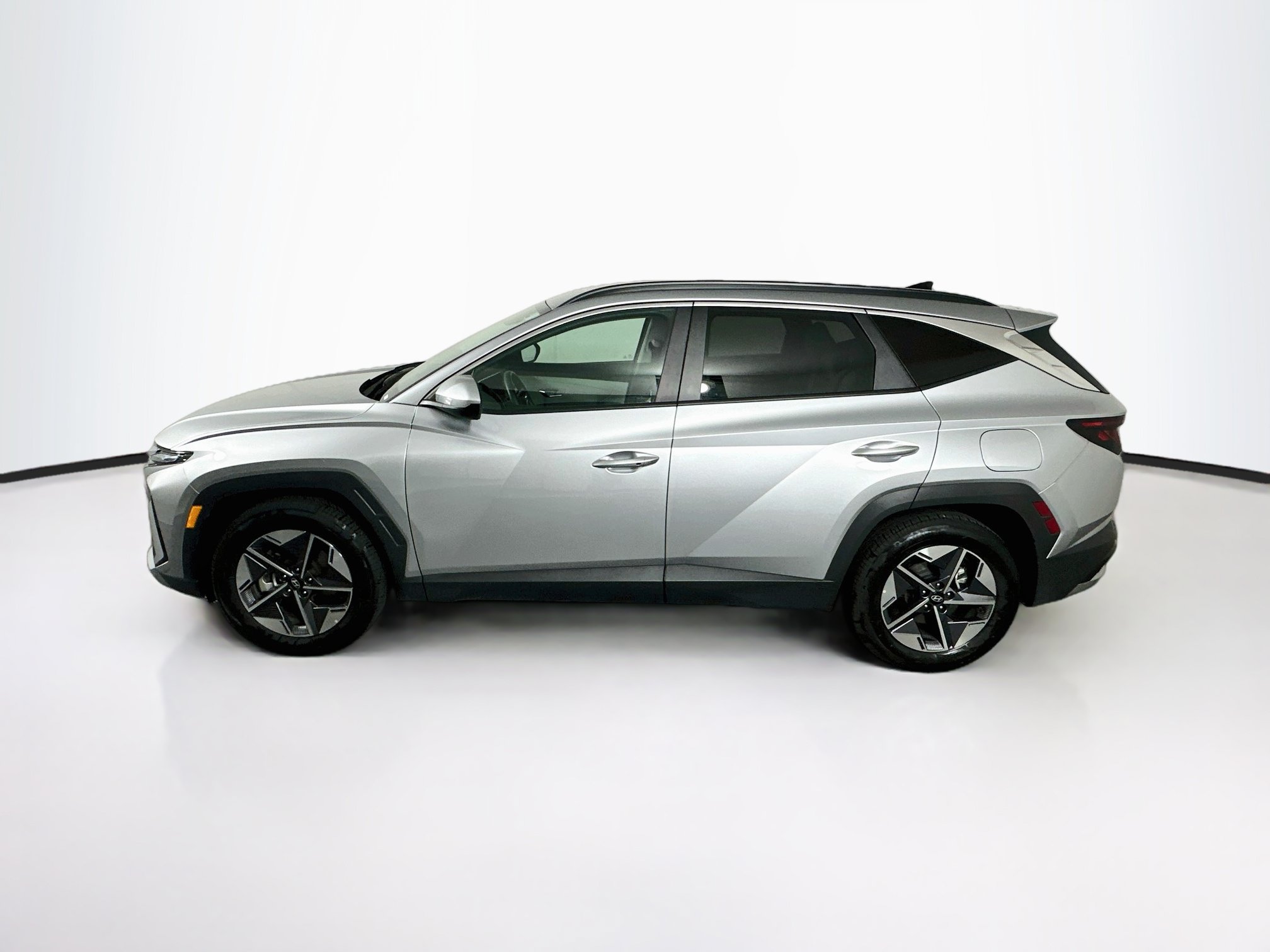Used 2026 Hyundai Tucson SEL Plus FWD image 4