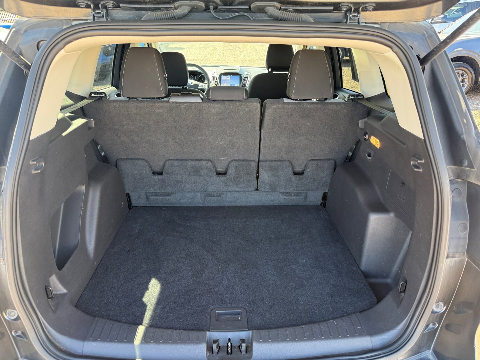 Used 2018 Ford Escape SE w/ SE Sync 3 Package image 27