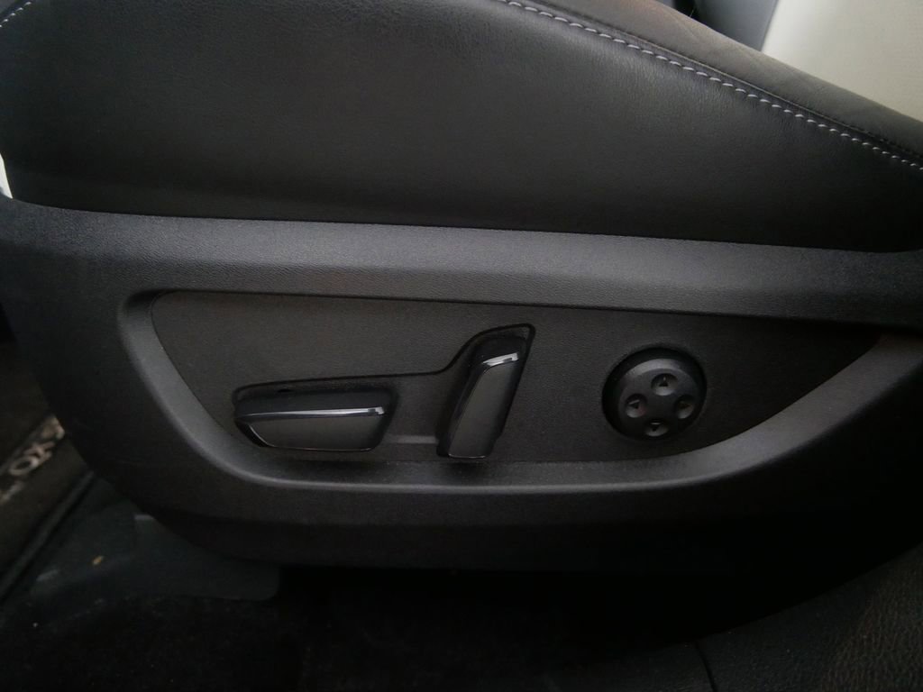 Certified 2025 INFINITI QX55 Luxe w/ Cargo Package image 20