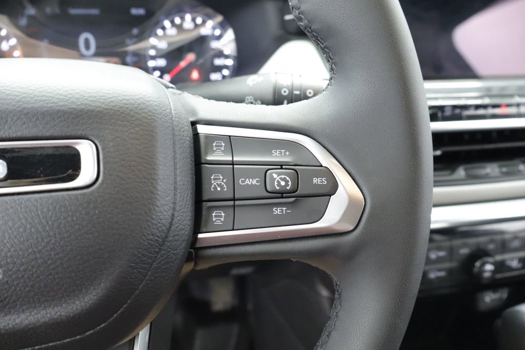 Used 2023 Jeep Compass Limited AWD/4WD image 30