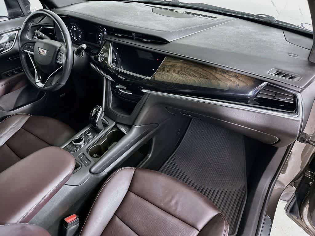Used 2020 Cadillac XT6 Premium Luxury FWD image 35