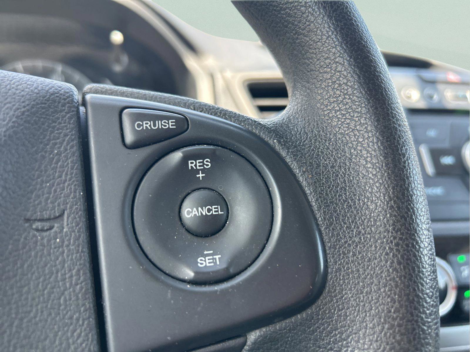 Used 2016 Honda CR-V SE image 14
