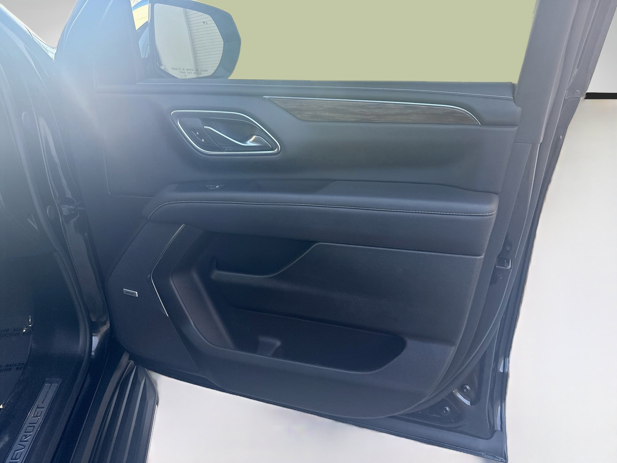Used 2024 Chevrolet Tahoe Premier RWD image 34