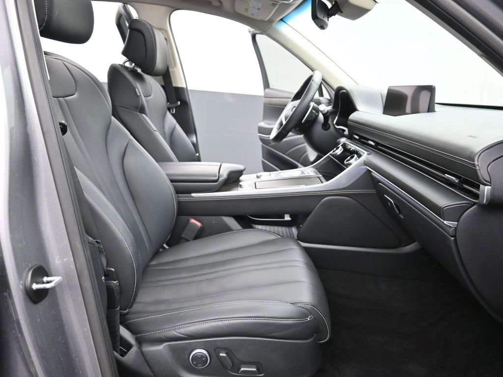 Used 2021 Genesis GV80 3.5T AWD/4WD image 27