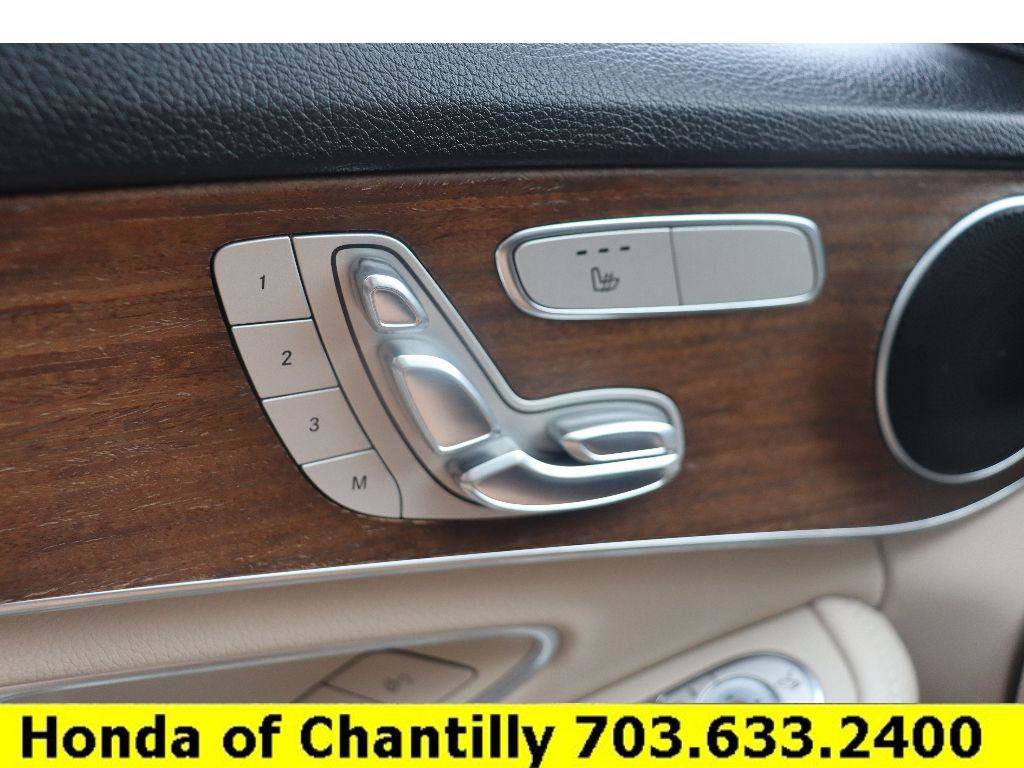 Used 2020 Mercedes-Benz C 300 4MATIC Sedan image 19