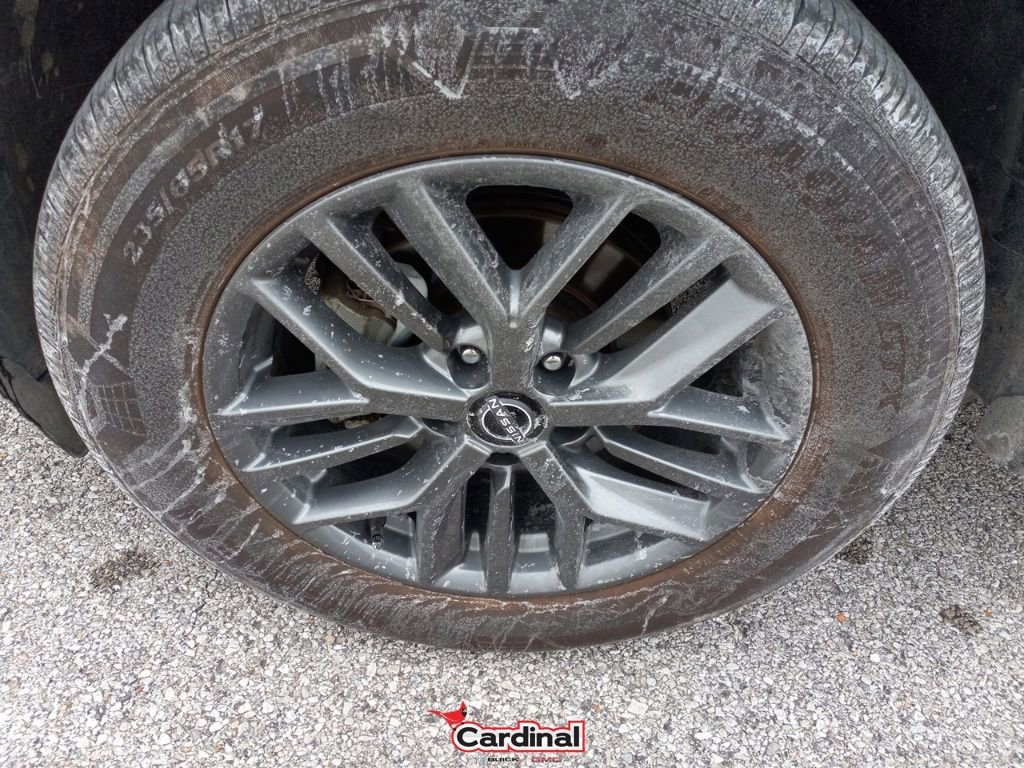 Used 2023 Nissan Rogue S image 12