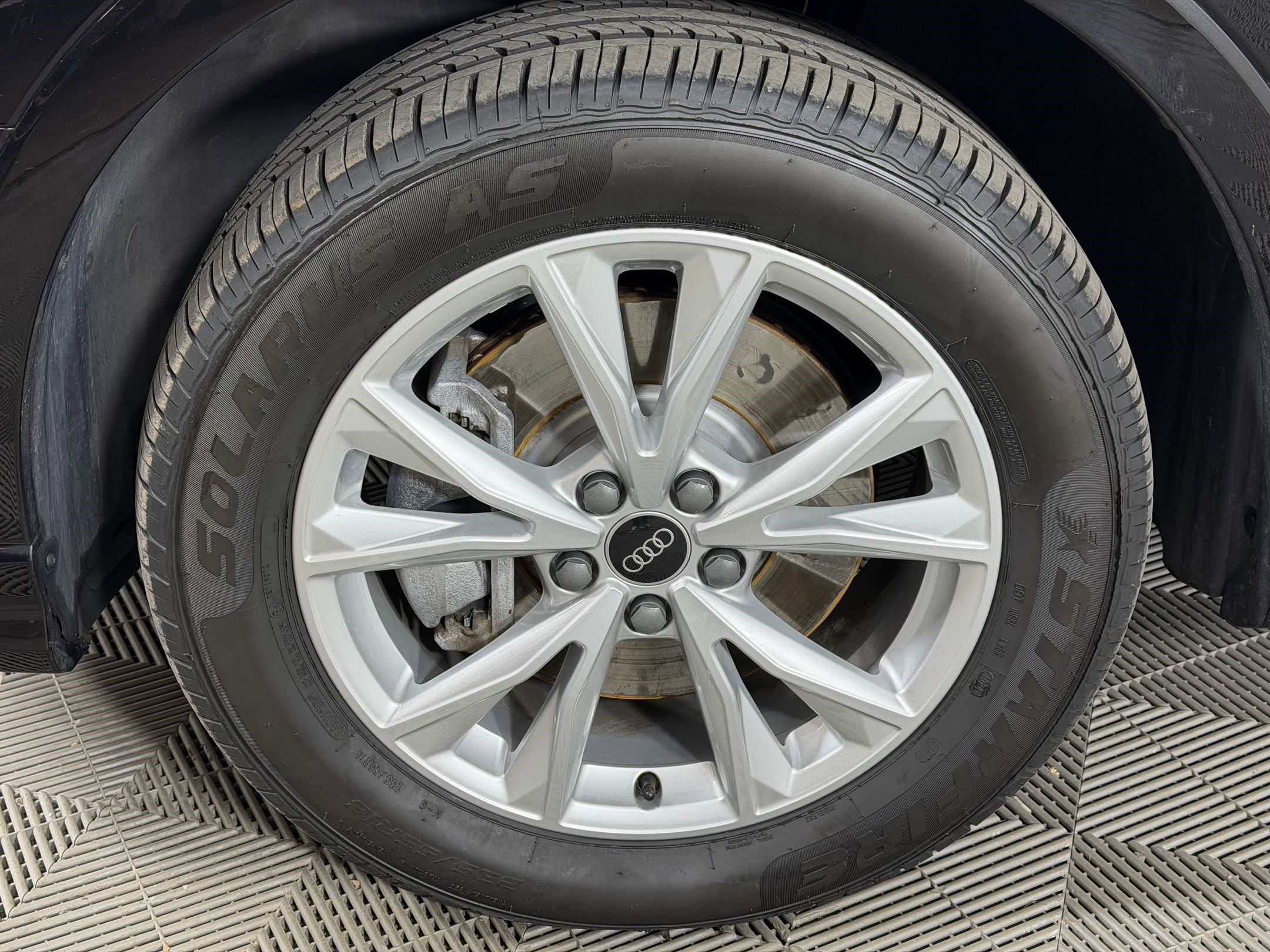 Certified 2021 Audi Q3 2.0T Premium w/ Convenience Package image 12