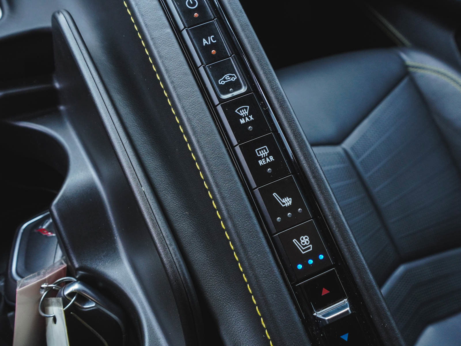 Used 2023 Chevrolet Corvette Stingray Premium Cpe w/ 3LT image 29