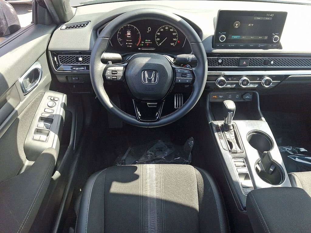 Used 2025 Honda Civic Sport image 11