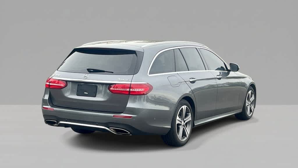 Certified 2017 Mercedes-Benz E 400 4MATIC Wagon image 8