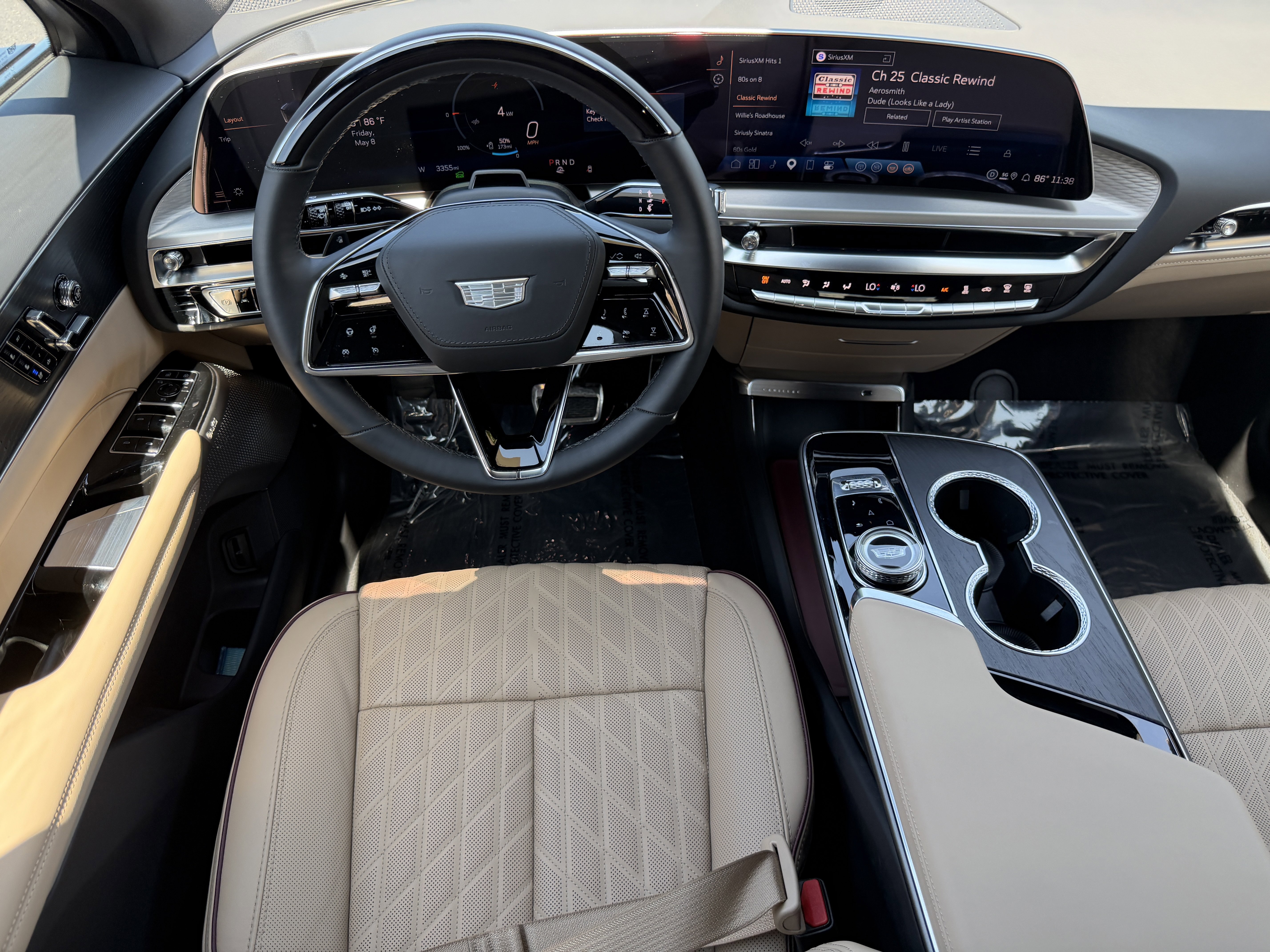 Certified 2025 Cadillac Lyriq Luxury w/ Nappa Leather Package RWD image 14