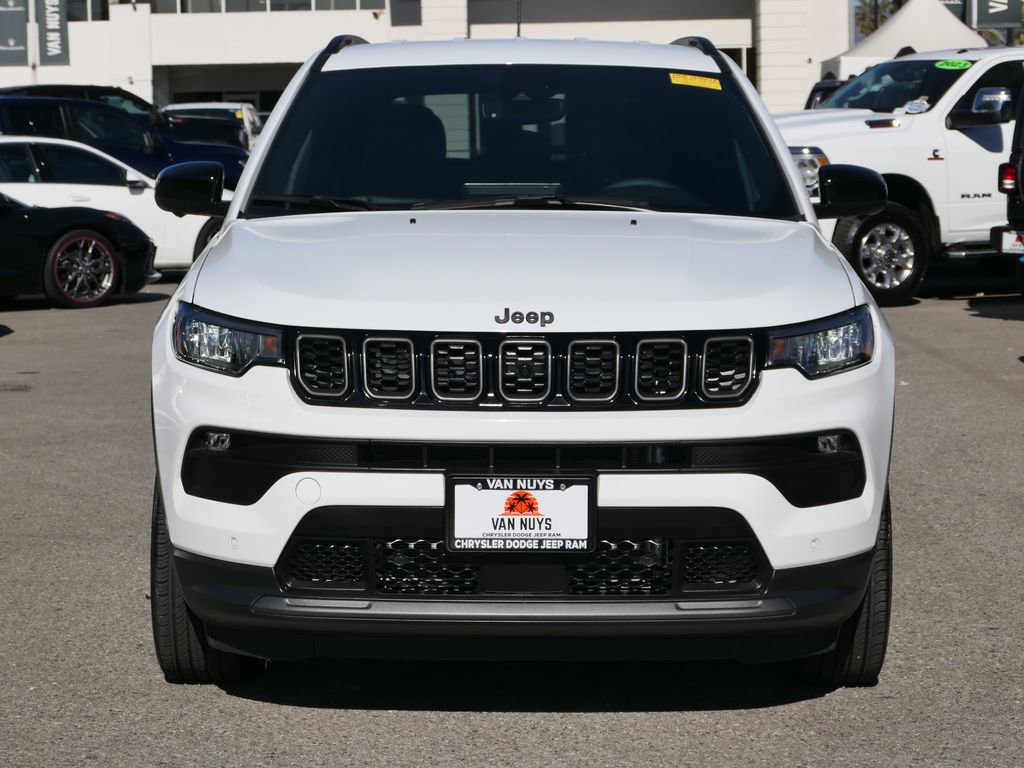 Used 2025 Jeep Compass Latitude w/ Convenience Group image 7