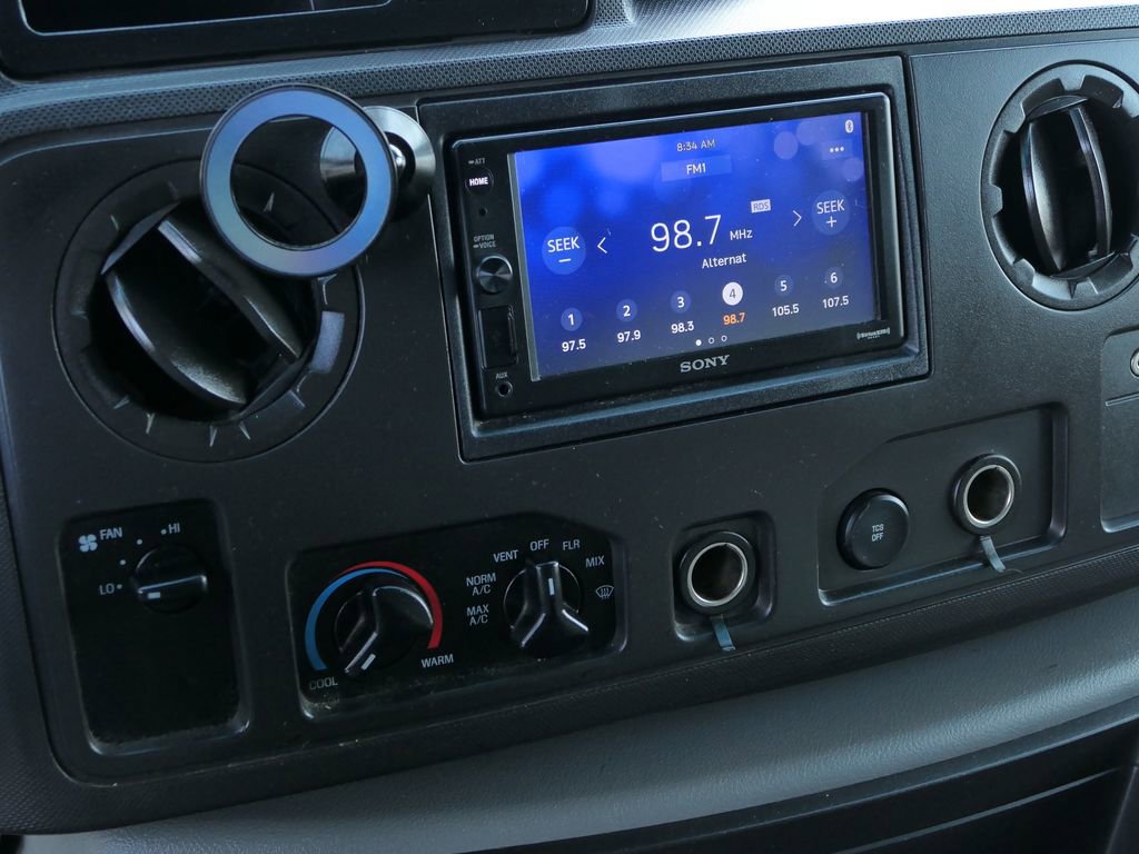 Used 2013 Ford E-150 and Econoline 150 Commercial image 19