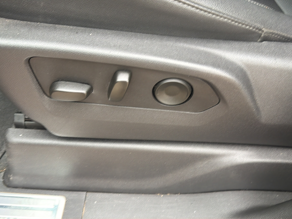 Used 2025 GMC Sierra 1500 SLT AWD/4WD image 20