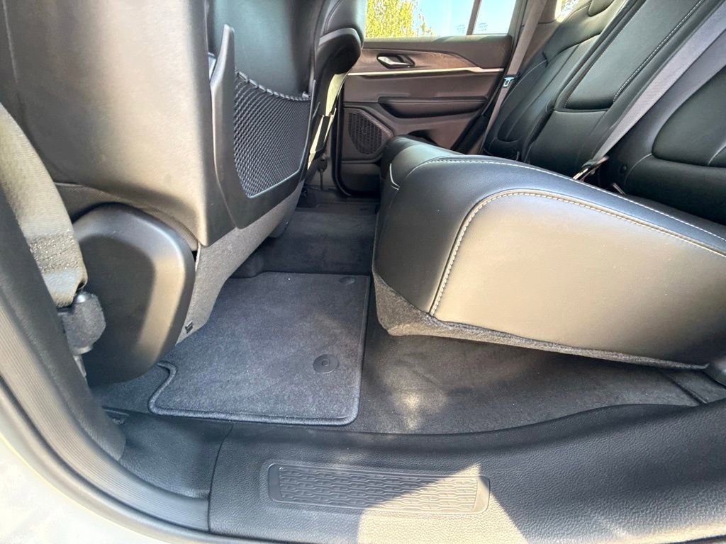 Certified 2025 Jeep Grand Cherokee Limited image 27