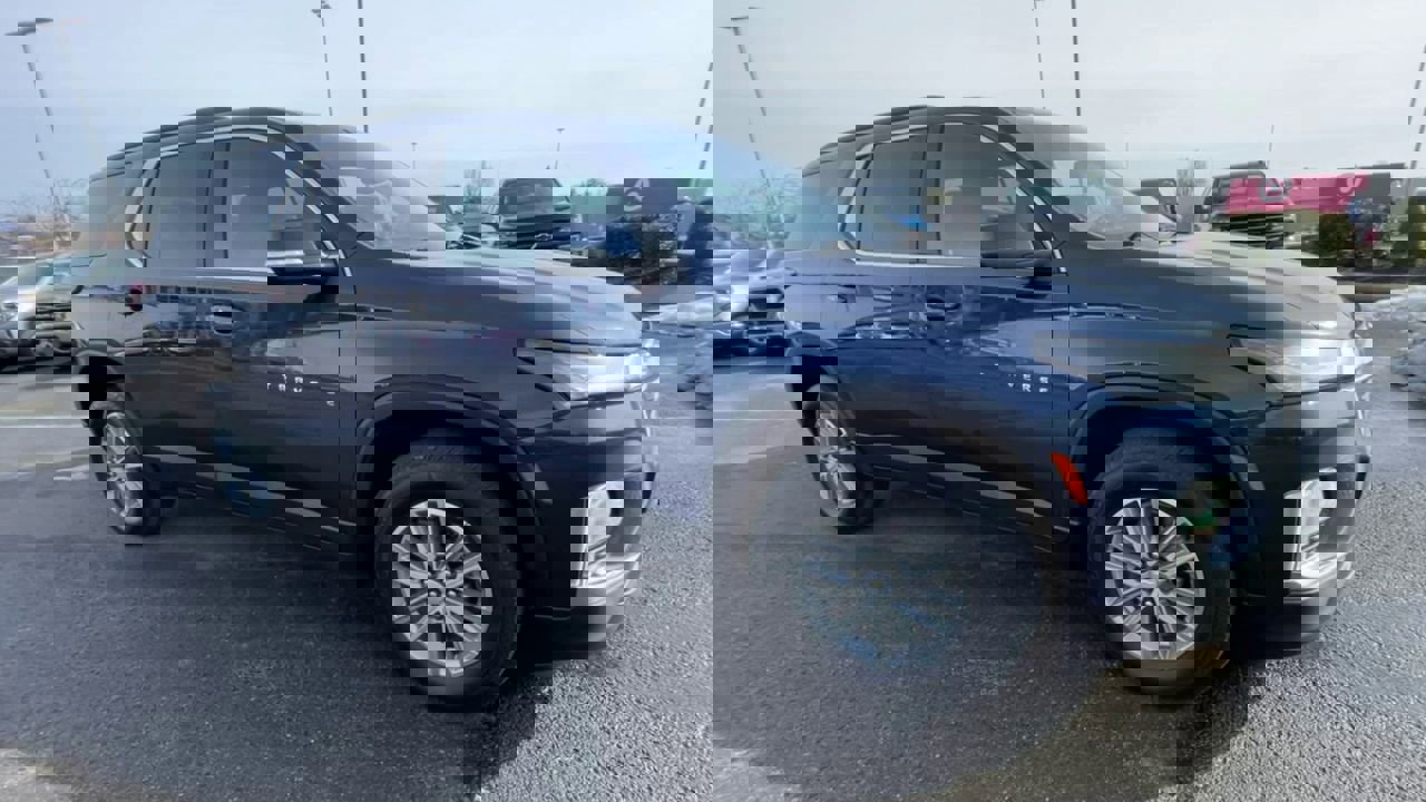 Certified 2023 Chevrolet Traverse LT image 7