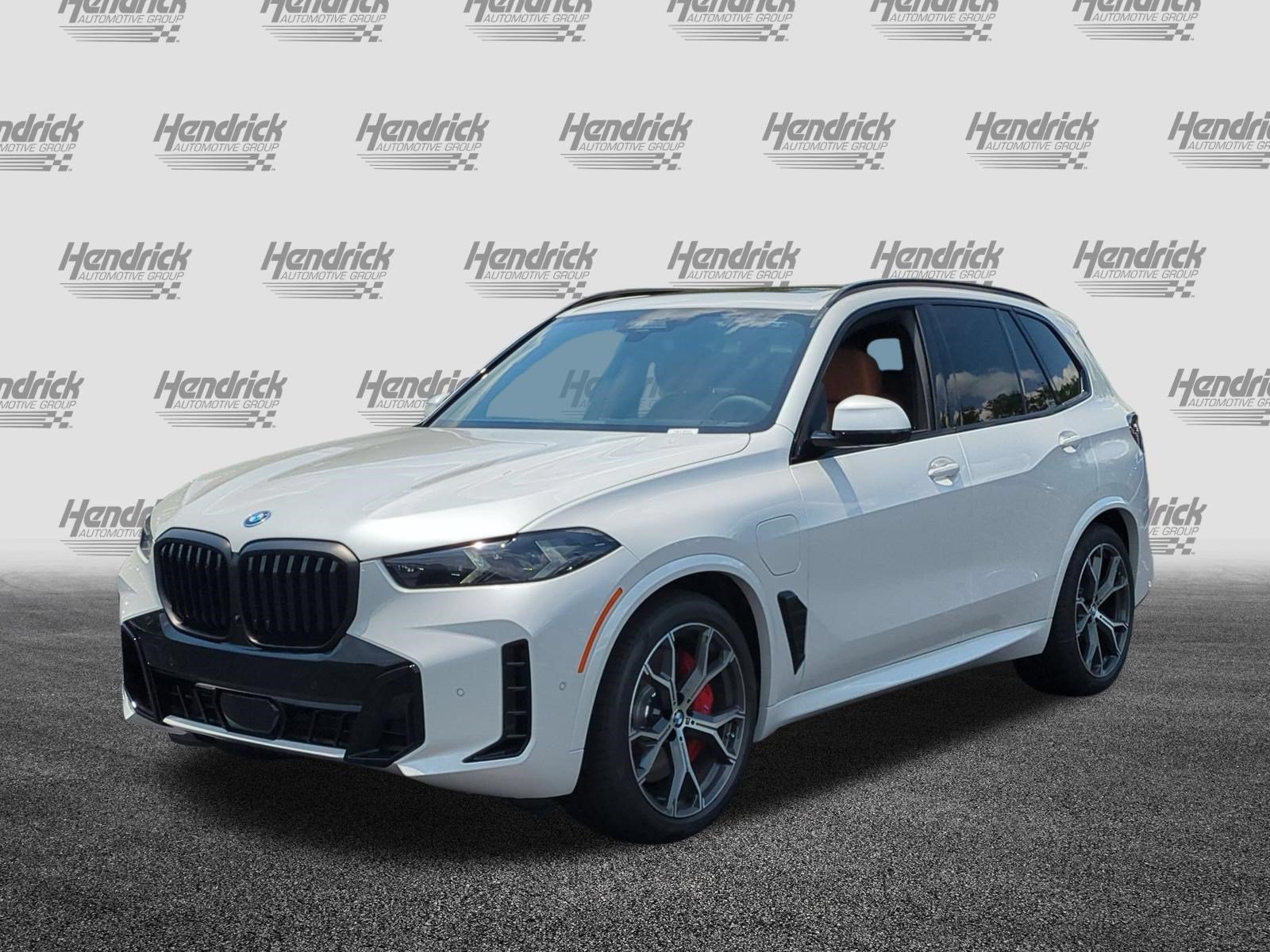 New 2026 BMW X5 xDrive50e w/ M Sport Package AWD/4WD image 5
