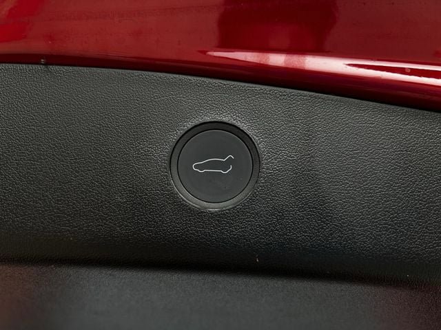 Used 2022 Tesla Model 3 Long Range AWD/4WD image 32