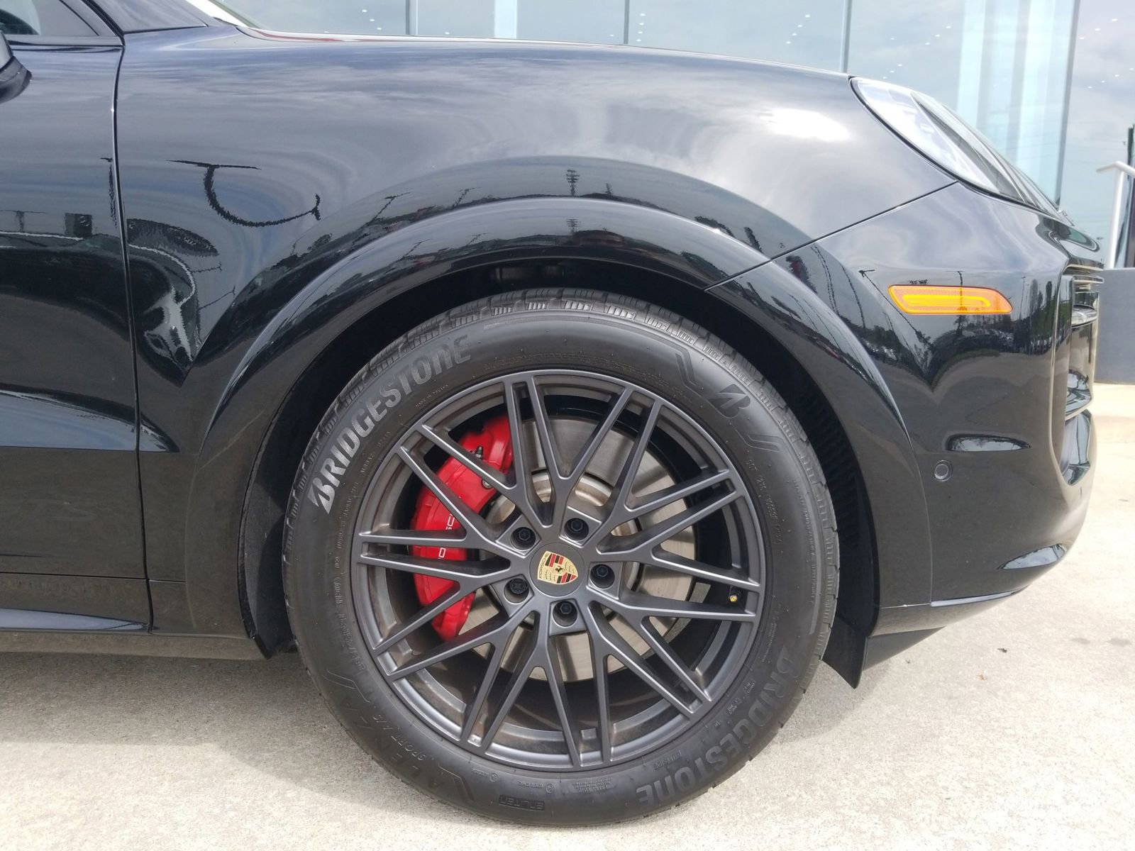 Certified 2025 Porsche Cayenne GTS image 12