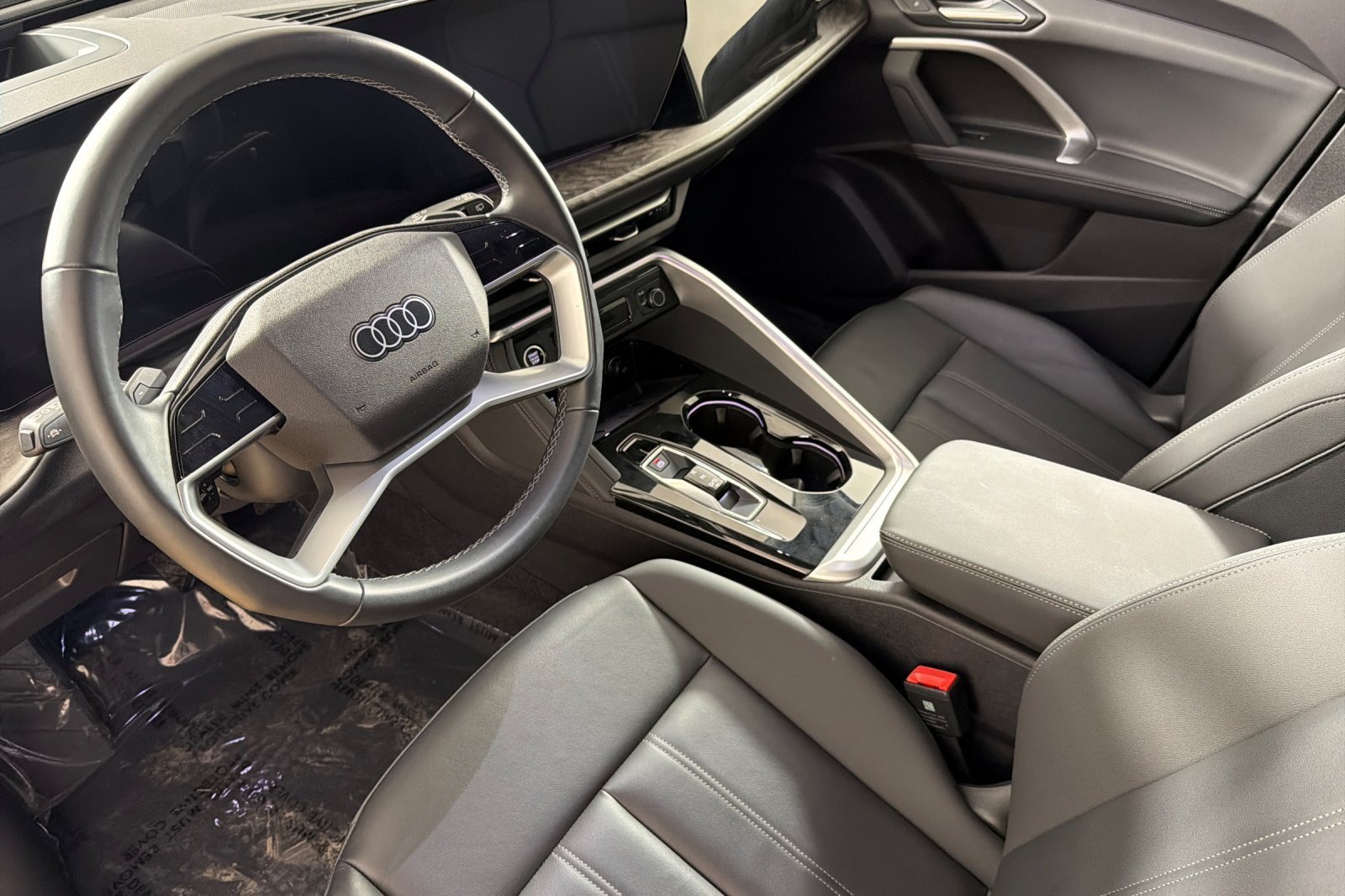Used 2025 Audi Q5 Premium Plus w/ Premium Plus AWD/4WD image 9